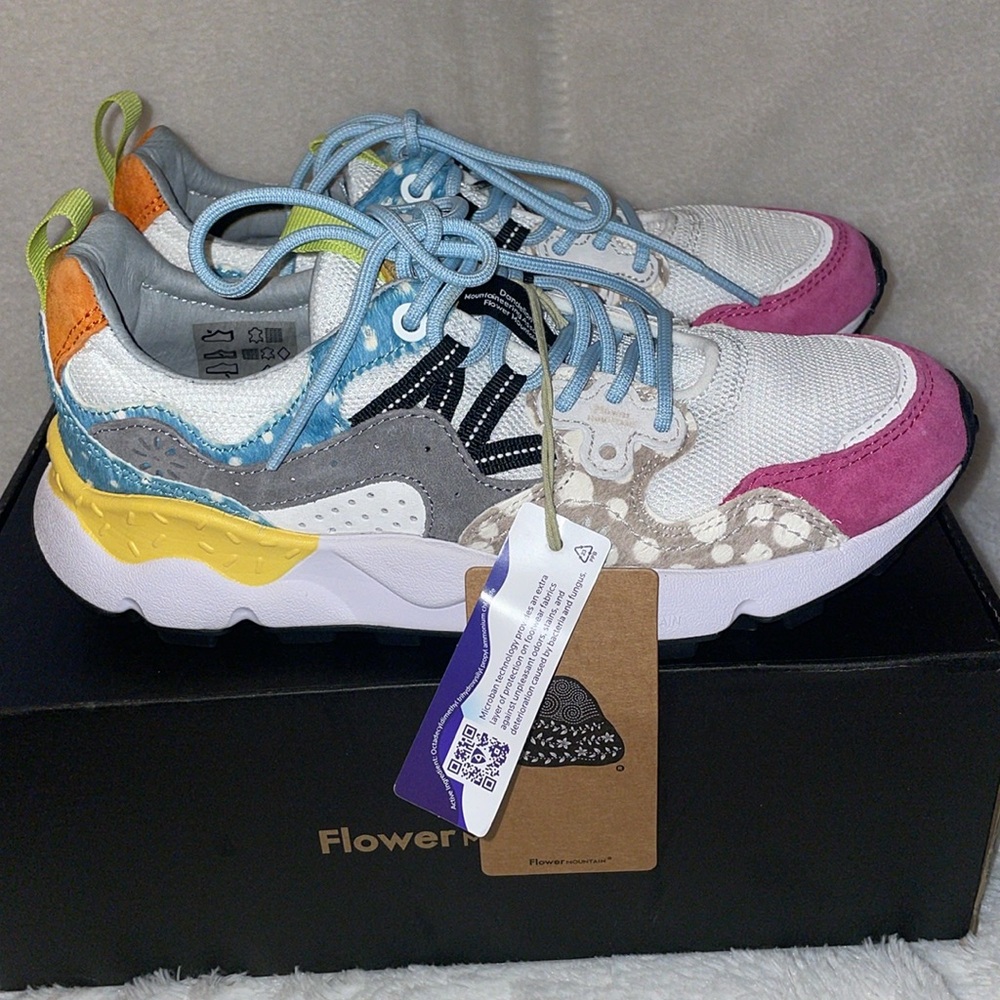 NWT Flower Mountain Yamano 3 Sneaker - Picture 7 of 13